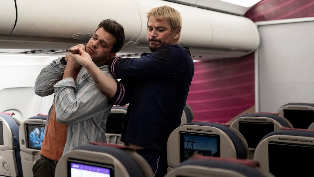 Josh Hartnett Talks Fight or Flight's Stunts, Blondes Having More Fun